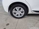  Toyota  Yaris TOYOTA  / 2017 / 5P / BERLINA 1.5 HYBRID ACTIVE MY18 #18