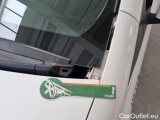  Toyota  Yaris TOYOTA  / 2017 / 5P / BERLINA 1.5 HYBRID ACTIVE MY18 #32