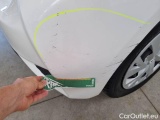  Toyota  Yaris TOYOTA  / 2017 / 5P / BERLINA 1.5 HYBRID ACTIVE MY18 #63