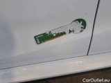  Toyota  Yaris TOYOTA  / 2020 / 5P / BERLINA HYBRID BUSINESS MY22 #61