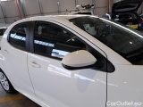  Toyota  Yaris TOYOTA  / 2020 / 5P / BERLINA HYBRID BUSINESS MY22 #64