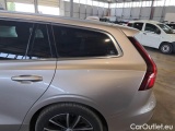  Volvo  V60 VOLVO  / 2019 / 5P / STATION WAGON T6 PLUG-IN AWD AUTOM. CORE #54
