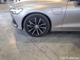  Volvo  V60 VOLVO  / 2019 / 5P / STATION WAGON T6 PLUG-IN AWD AUTOM. CORE #77