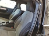  Volvo  XC 40 VOLVO XC40 / 2017 / 5P / SUV T4 PLUG-IN HYBRID AUTO RECH INSCRIP EXPR #11
