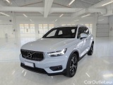 Volvo XC 40 VOLVO XC40 / 2017 / 5P / SUV T5 PLUG-IN HYBRID AUTO RECHARGE INSCR.