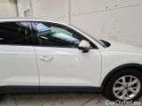  Audi  Q3 AUDI  / 2018 / 5P / SUV 35 TDI QUATTRO S TRONIC BUSINESS #42