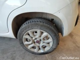  Fiat  Panda FIAT  / 2011 / 5P / BERLINA 0.9 TWINAIR TURBO NATURAL POWER EASY #103