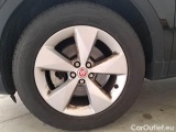  Jaguar  E-PACE JAGUAR  / 2017 / 5P / SUV 2.0D I4 110KW S #76