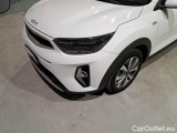  KIA  STONIC KIA  / 2017 / 5P / SUV 1.0 T-GDI 74KW MHEV URBAN #33