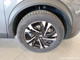  Peugeot  2008 PEUGEOT  / 2019 / 5P / CROSSOVER BLUEHDI 130 EAT8 ALLURE PACK S/S AUT. #17