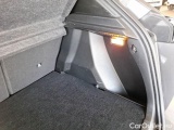  Peugeot  2008 PEUGEOT  / 2019 / 5P / CROSSOVER BLUEHDI 130 EAT8 ALLURE PACK S/S AUT. #79
