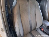  Peugeot  2008 PEUGEOT  / 2019 / 5P / CROSSOVER BLUEHDI 130 EAT8 ALLURE S/S AUT. #15