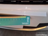  Peugeot  2008 PEUGEOT  / 2019 / 5P / CROSSOVER BLUEHDI 130 EAT8 ALLURE S/S AUT. #25