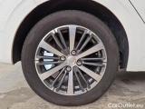  Peugeot  208 PEUGEOT  / 2015 / 5P / BERLINA ALLURE BLUEHDI 75CV #18