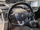  Peugeot  208 PEUGEOT  / 2015 / 5P / BERLINA ALLURE BLUEHDI 75CV #137