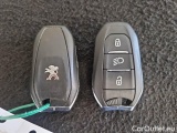  Peugeot  3008 PEUGEOT  / 2020 / 5P / SUV BLUEHDI 130 EAT8 SeS ACTIVE PACK #124