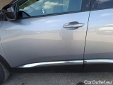  Peugeot  3008 PEUGEOT  / 2020 / 5P / SUV BLUEHDI 130 EAT8 SeS ALLURE #43