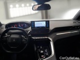  Peugeot  5008 PEUGEOT  / 2020 / 5P / SUV BLUEHDI 130 ALLURE EAT8 S/S AUT. #3
