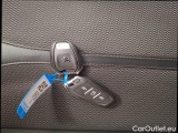  Peugeot  5008 PEUGEOT  / 2020 / 5P / SUV BLUEHDI 130 GT EAT8 S/S AUT. #61