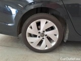  Volkswagen  Golf  VOLKSWAGEN VARIANT / 2019 / 5P / STATION WAGON 2.0 TDI SCR 85KW STYLE #141