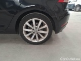  Volkswagen  Golf  VOLKSWAGEN / 2017 / 5P / BERLINA 2.0 TDI EXECUTIVE BMT DSG #70