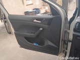  Volkswagen  T-CROSS VOLKSWAGEN  / 2019 / 5P / SUV 1.0 TSI 81KW STYLE #73