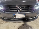  Volkswagen  Tiguan VOLKSWAGEN  / 2020 / 5P / SUV 1.5 TSI ACT 110KW LIFE DSG #41