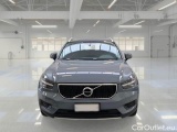  Volvo  XC 40 VOLVO XC40 / 2017 / 5P / SUV T3 MOMENTUM PRO #5