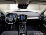  Volvo  XC 40 VOLVO XC40 / 2017 / 5P / SUV T3 MOMENTUM PRO #3