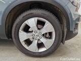  Volvo  XC 40 VOLVO XC40 / 2017 / 5P / SUV T3 MOMENTUM PRO #16
