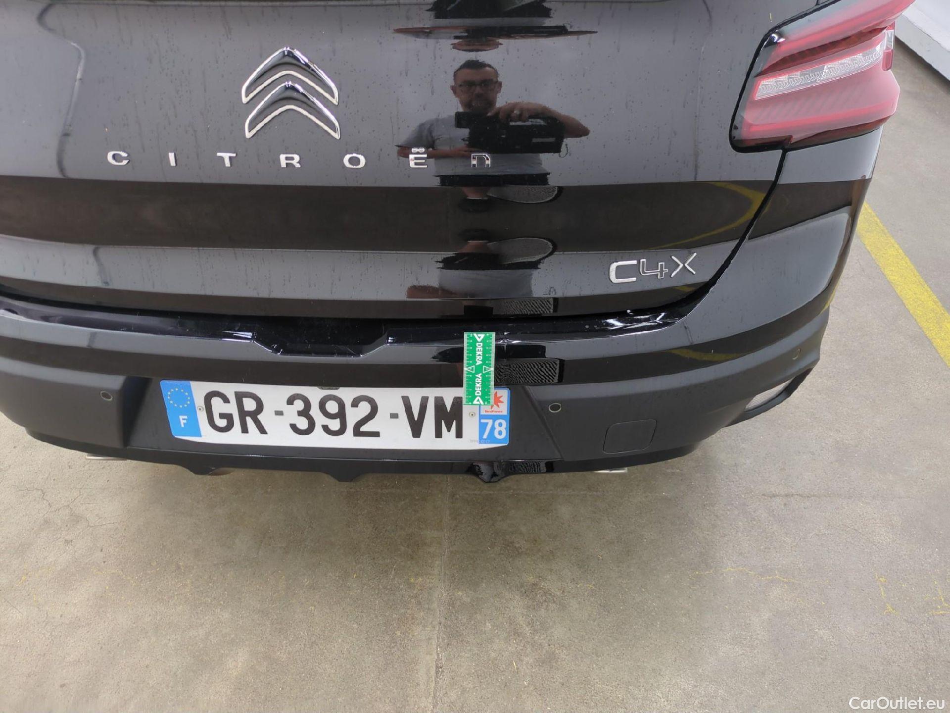  Citroen  C4 CITROEN  X / 2022 / 4P / Berline PureTech 130 S&S EAT8 Shine #28