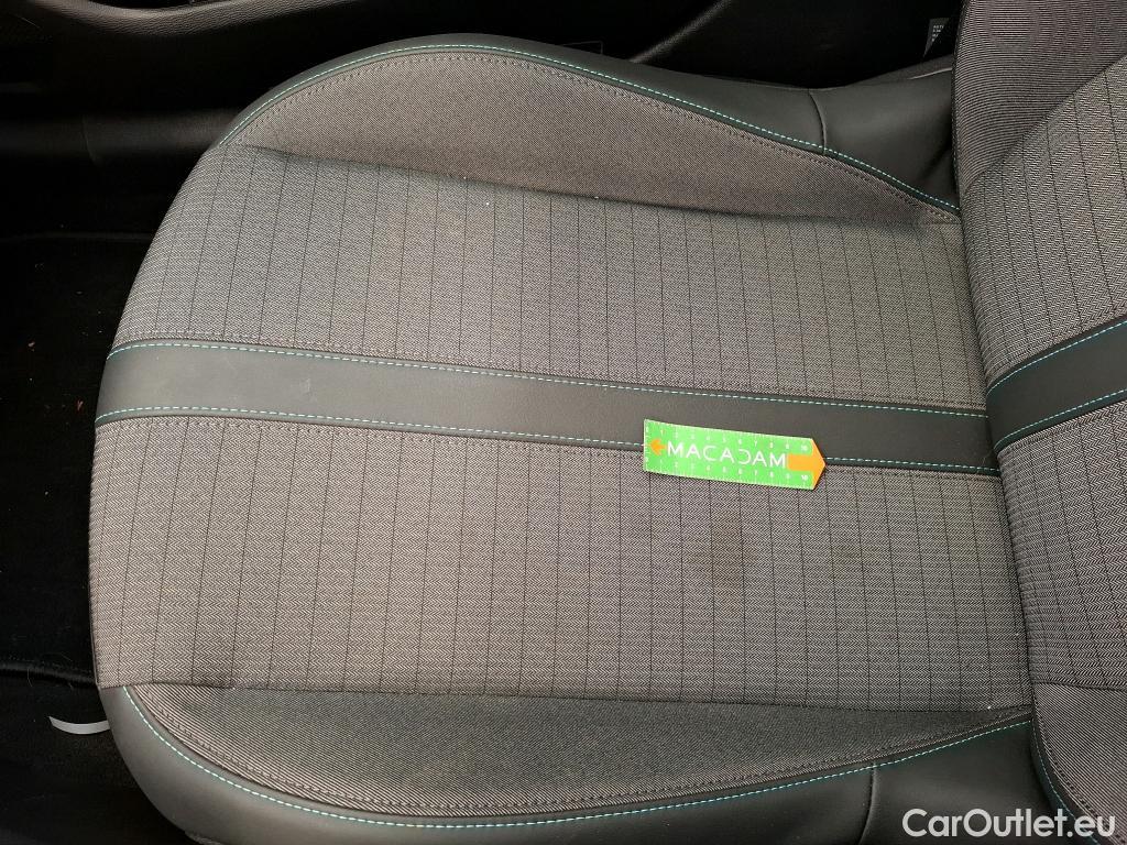  Peugeot  208  Allure Pack 1.2 PureTech 100CV BVM6 E6d #12