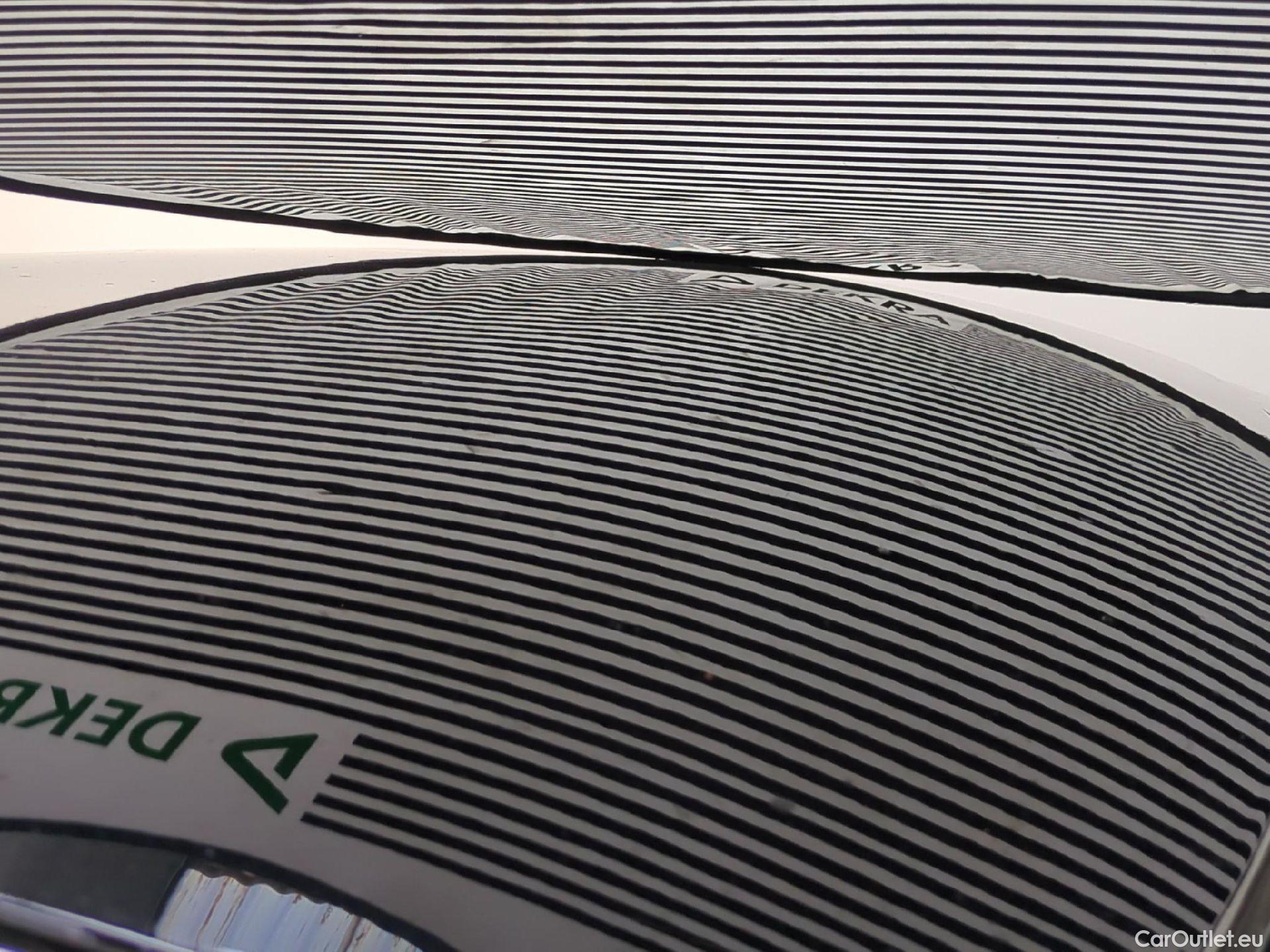  Citroen  C4 CITROEN  X / 2022 / 4P / Berline PureTech 130 S&S EAT8 Shine #20