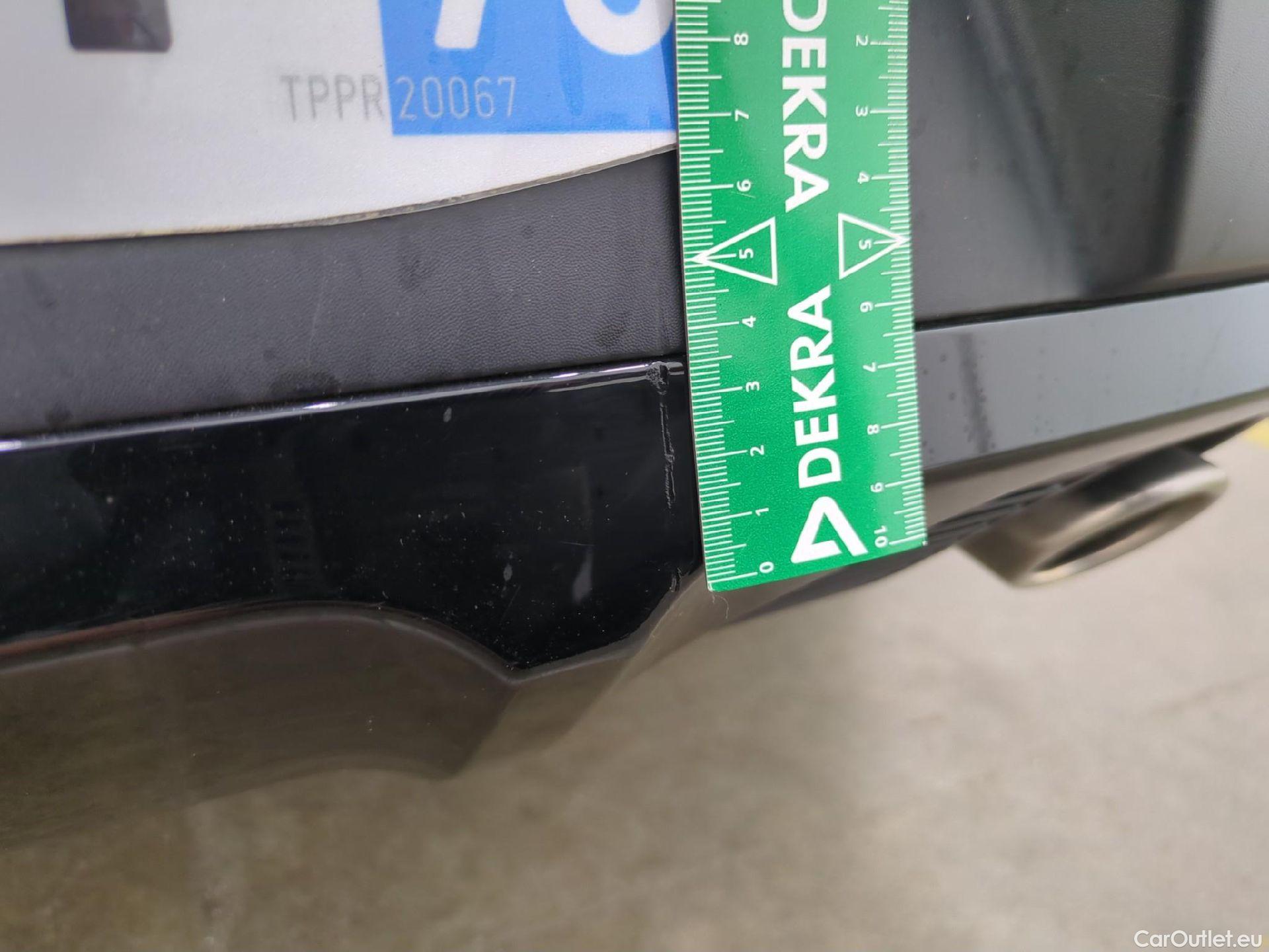 Citroen  C4 CITROEN  X / 2022 / 4P / Berline PureTech 130 S&S EAT8 Shine #31