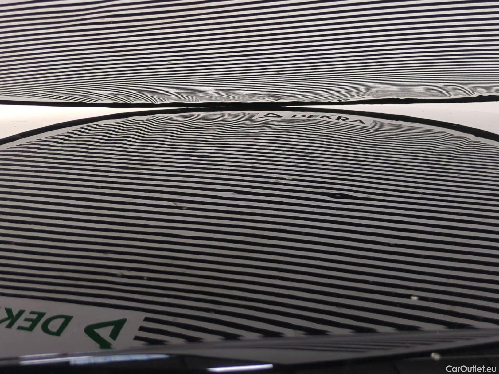  Citroen  C4 CITROEN  X / 2022 / 4P / Berline PureTech 130 S&S EAT8 Shine #18