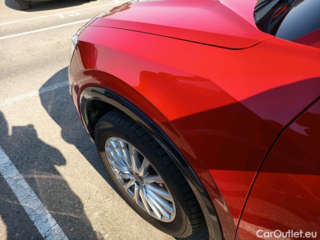  Audi  Q2 AUDI  / 2016 / 5P / todoterreno Design 30 TFSI 85kW (116CV) #9
