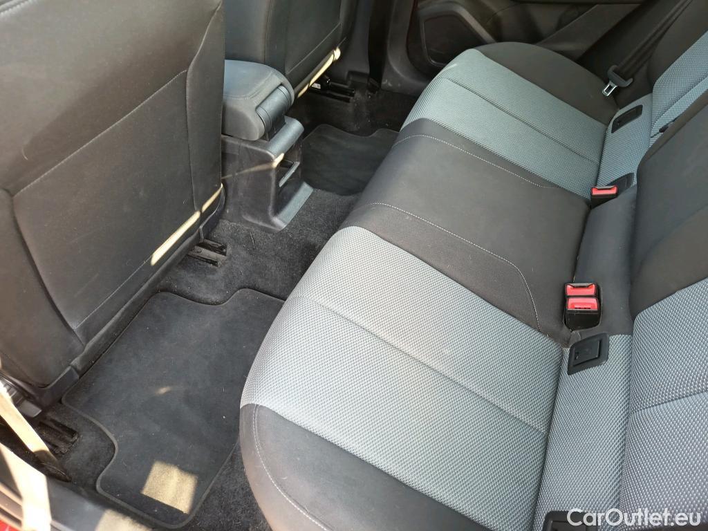  Audi  Q2 AUDI  / 2016 / 5P / todoterreno Design 30 TFSI 85kW (116CV) #31