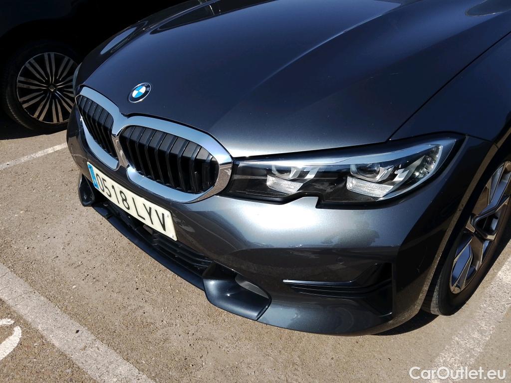  Bmw  Serie 3 BMW  / 2019 / 5P / familiar 320d Auto.Touring #21