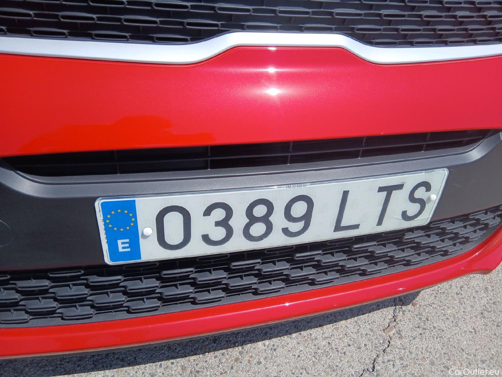 KIA  Picanto KIA  / 2020 / 5P / berlina con portón 1.0 DPi 49kW (67CV) Concept #6