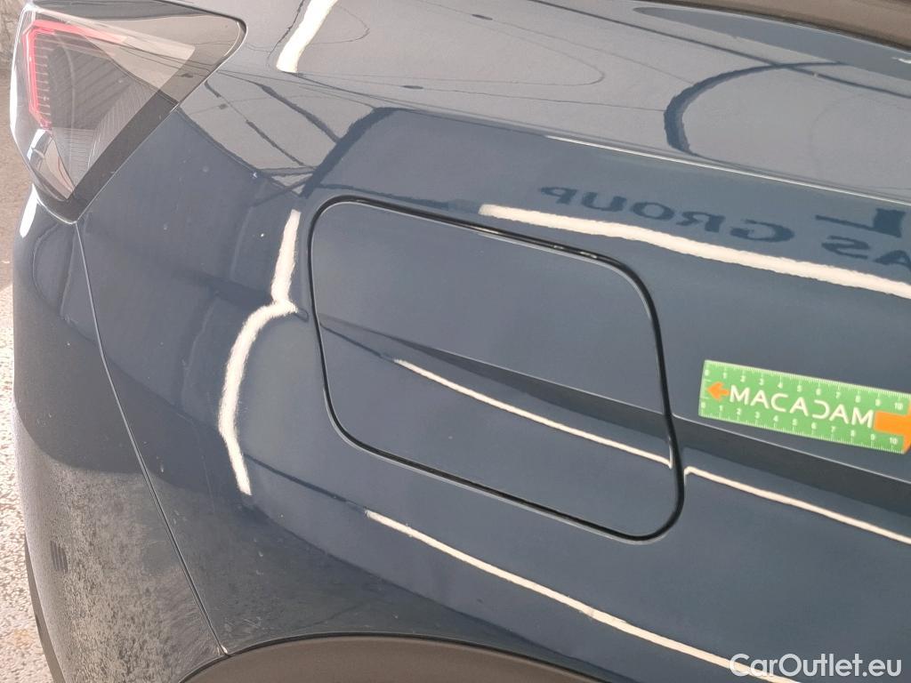  Peugeot  3008 PEUGEOT  / 2020 / 5P / SUV 1.6 HYBRID 225 E-EAT8 Allure Pack #13
