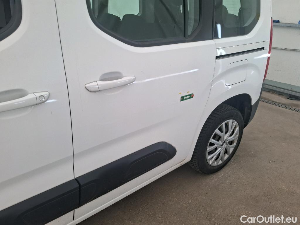 Citroen  Berlingo  Feel M 1.2 PureTech 130CV BVA8 7 Sieges E6d #24