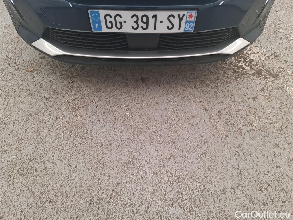  Peugeot  3008 PEUGEOT  / 2020 / 5P / SUV 1.6 HYBRID 225 E-EAT8 Allure Pack #41