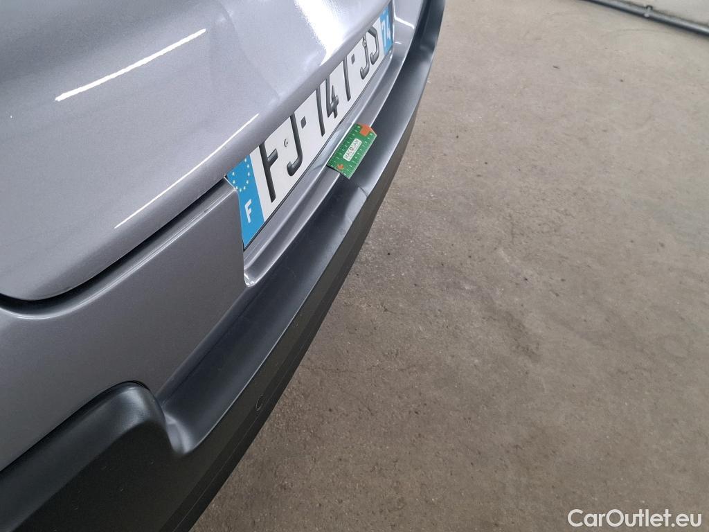  Citroen  C3 CITROEN  5p Berline PureTech 82 SandS BVM Feel Busin #3