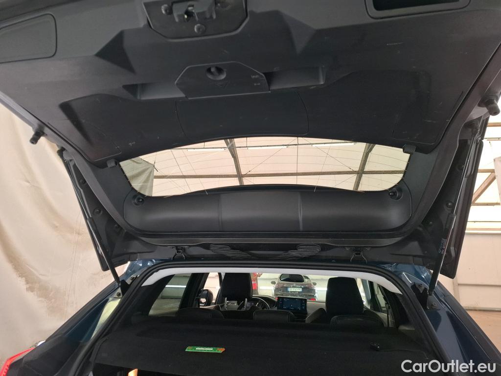  Peugeot  3008  II Allure 1.2 PureTech 130CV BVM6 E6d #36