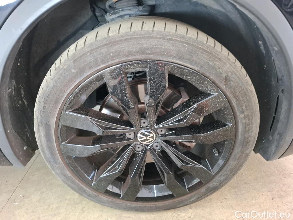  Volkswagen  Tiguan VOLKSWAGEN  / 2020 / 5P / SUV 1.4 eHybrid 245 DSG6 R-Line Exclusive #13