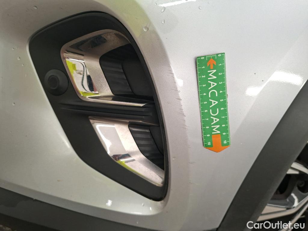  Renault  Captur RENAULT  / 2019 / 5P / SUV techno mild hybrid 160 EDC #3
