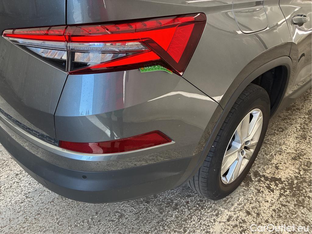 Skoda  Kodiaq  Business 1.5 TSI 150CV BVA7 7 Sieges E6d #13