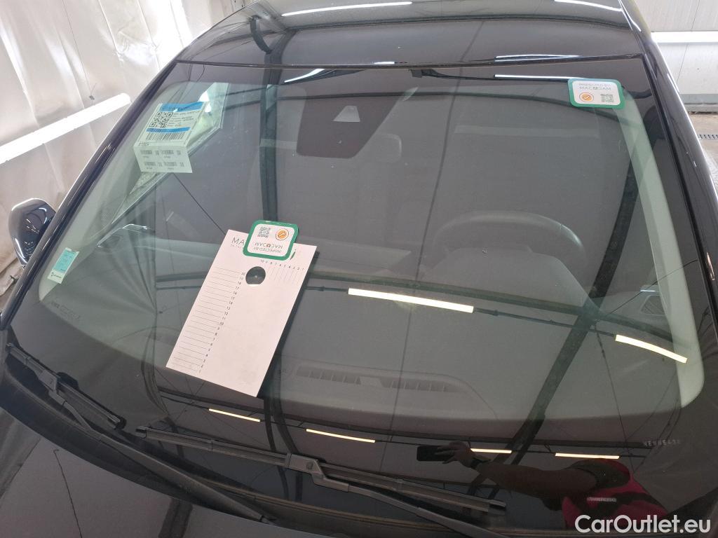  Citroen  C4  Berline Feel Pack 1.2 PureTech 130CV BVA8 6E #3