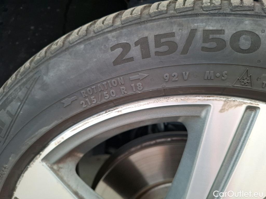  Audi  Q2  30 TDI Design 1.6 TDI 115CV BVA7 E6dT #25