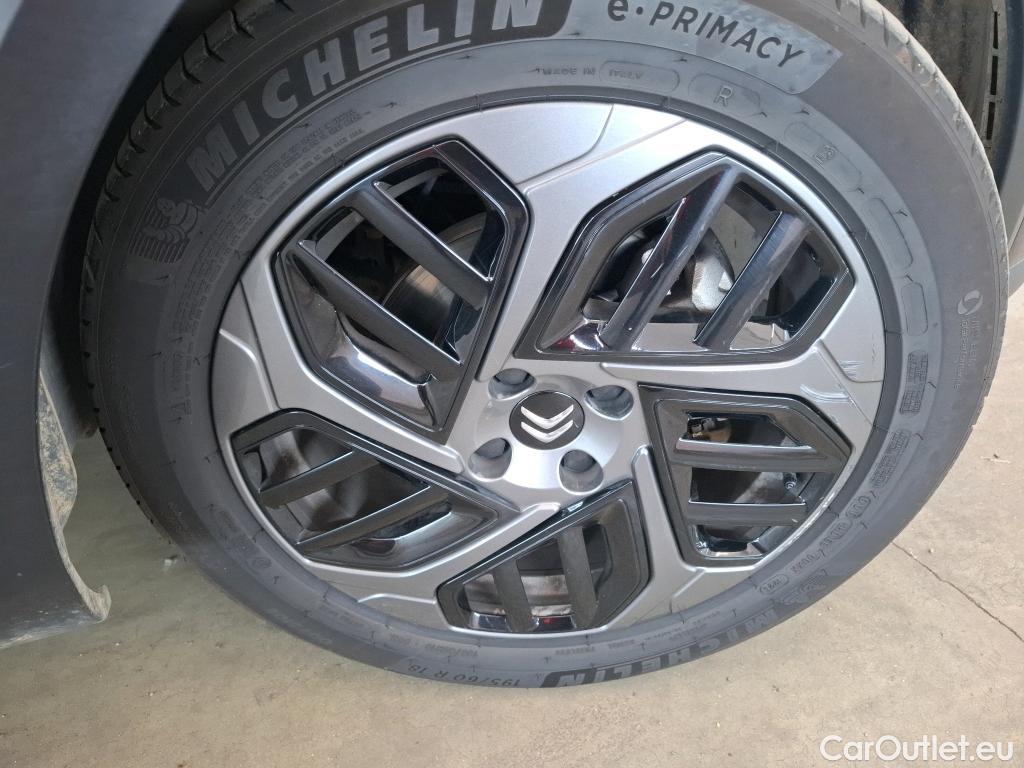  Citroen  C4  Berline Feel Pack 1.2 PureTech 130CV BVA8 6E #39
